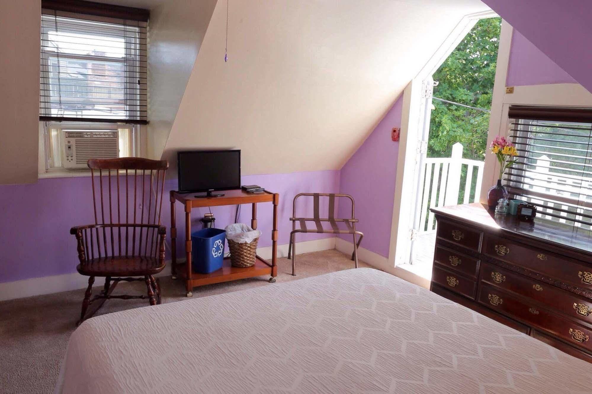 Stepping Stone Inn ซาเล็ม ภายนอก รูปภาพ